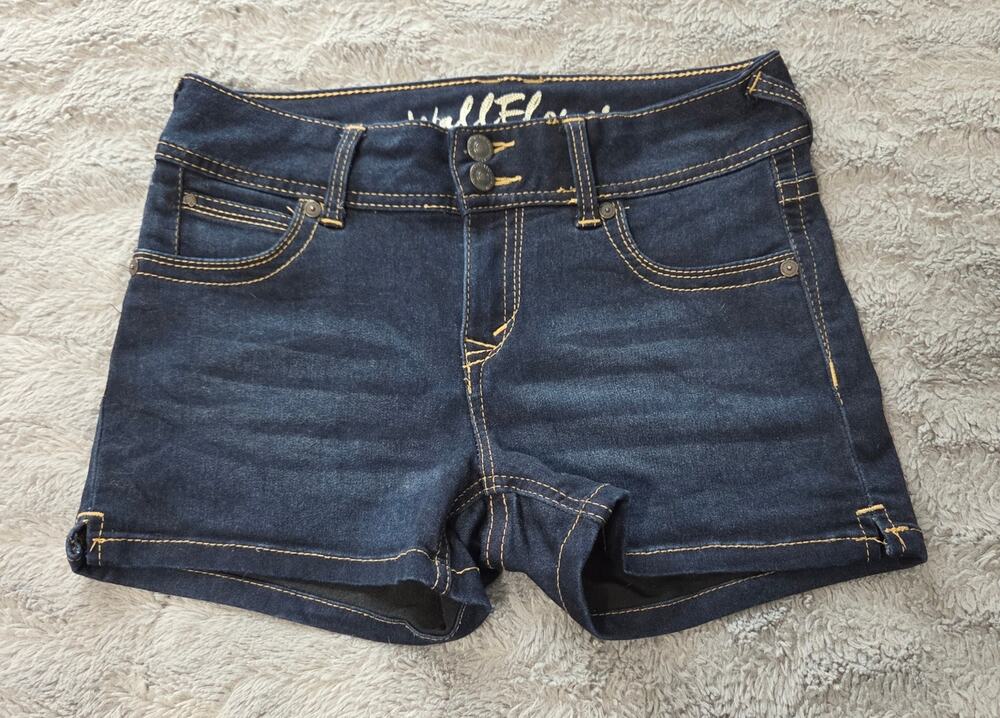 Wallflower Stretchy Jean Shorts Women's Size 5